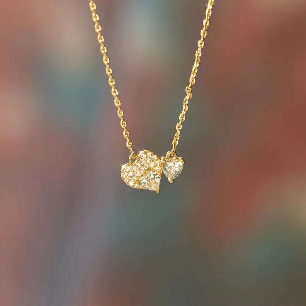 Celavii “Eternal Heart” Necklace – 18K Gold & Zircon